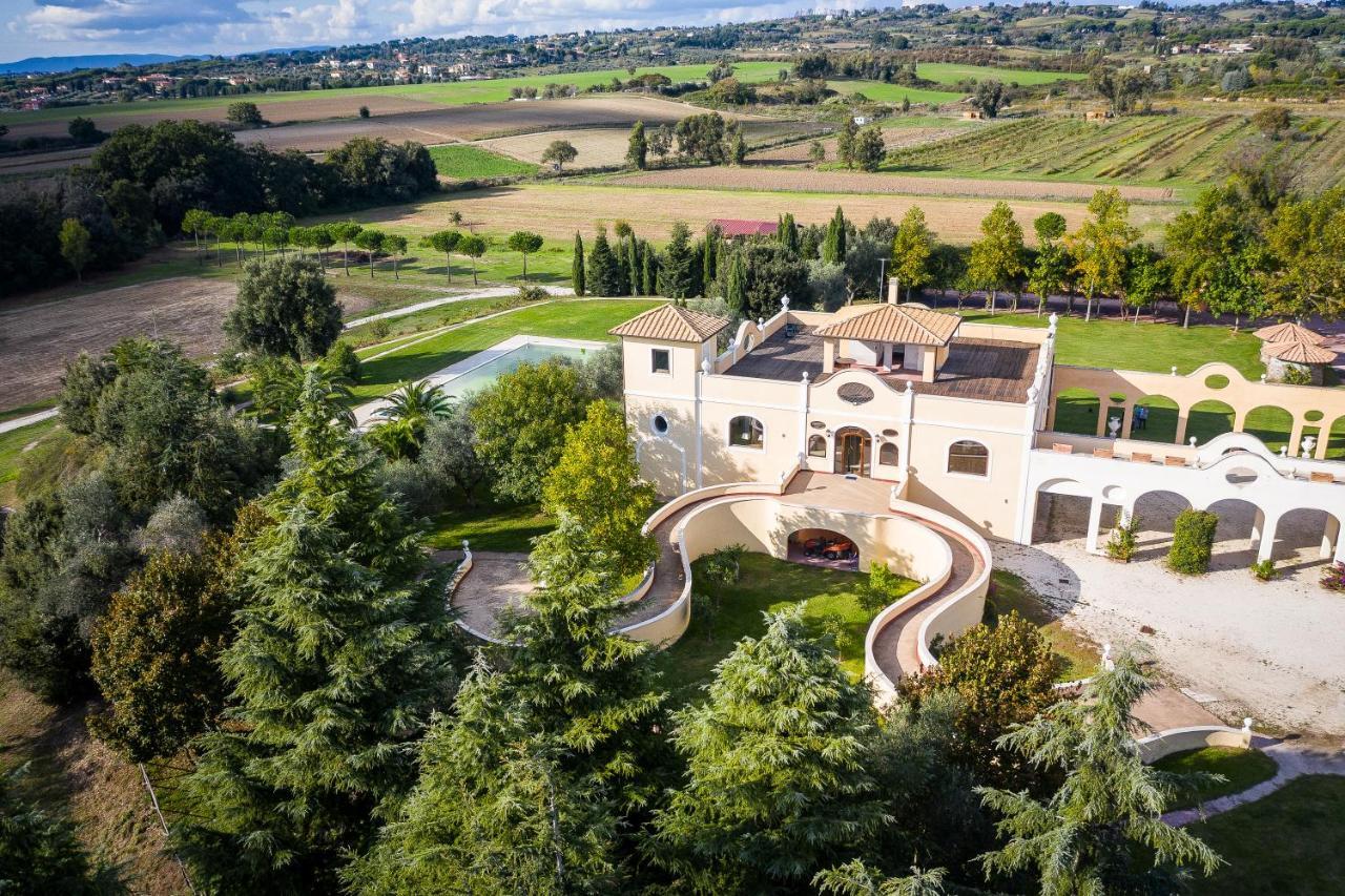 Amazing Baccanello Villa *