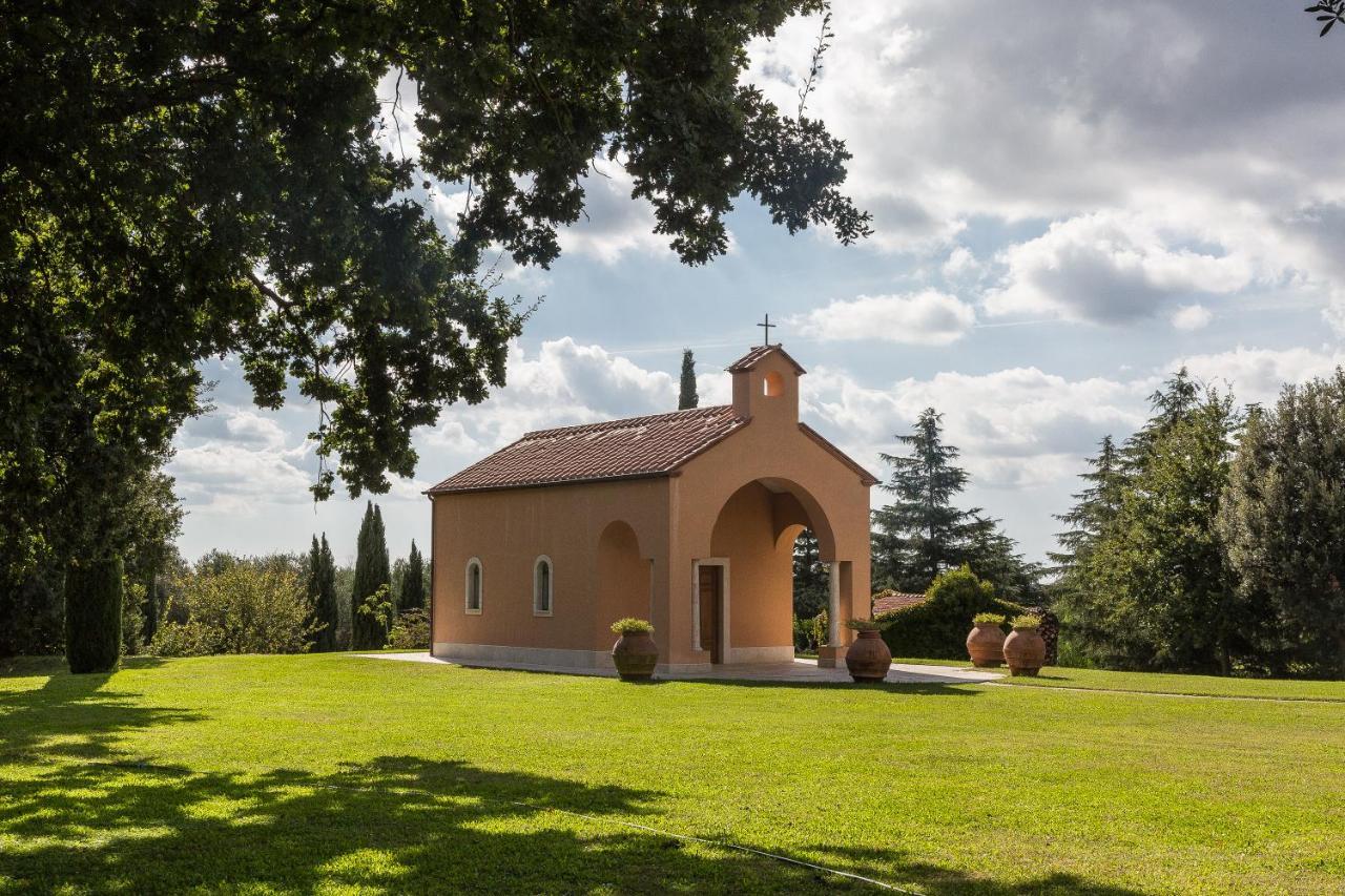 Amazing Baccanello Villa