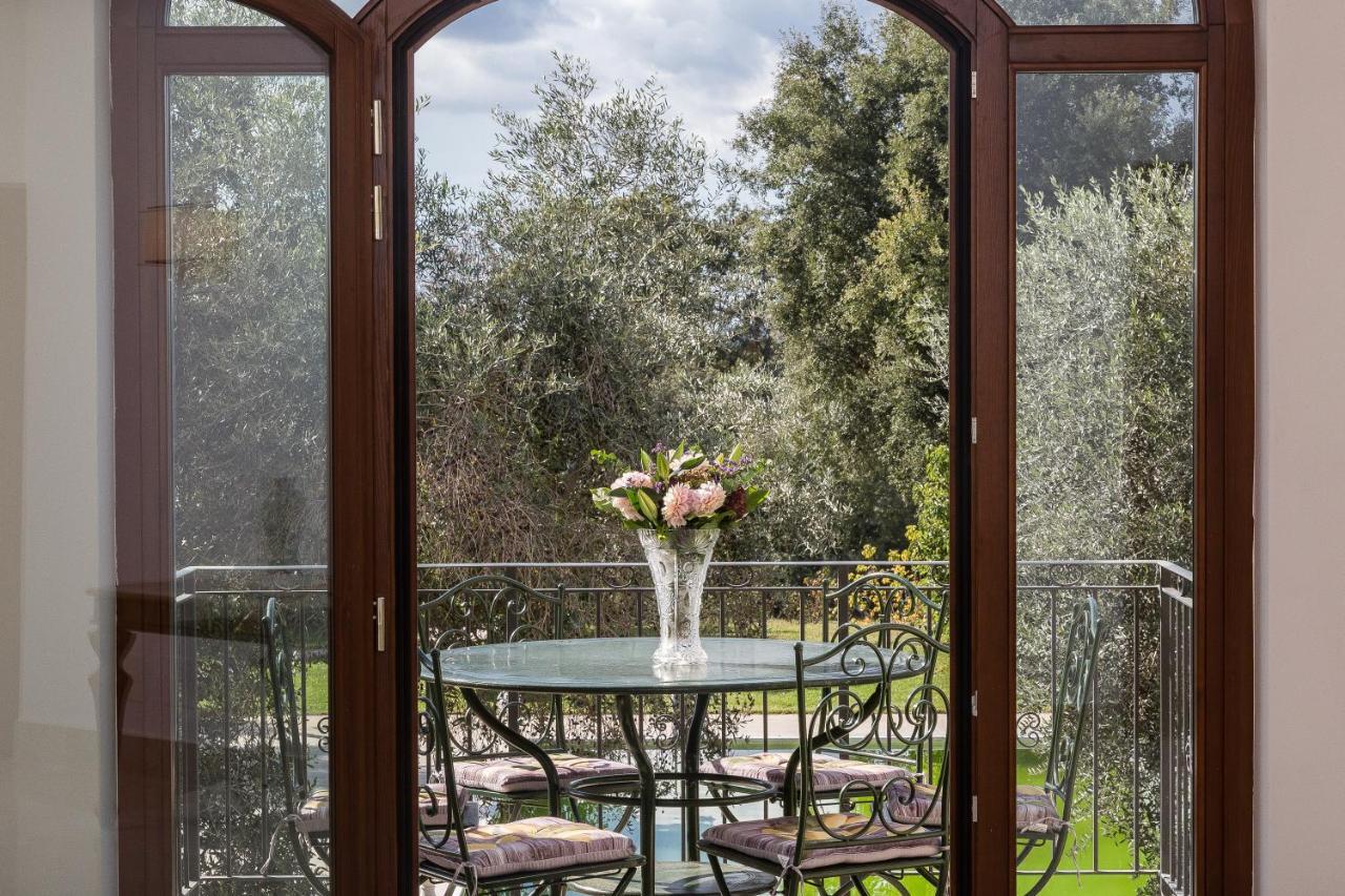 Amazing Baccanello Villa